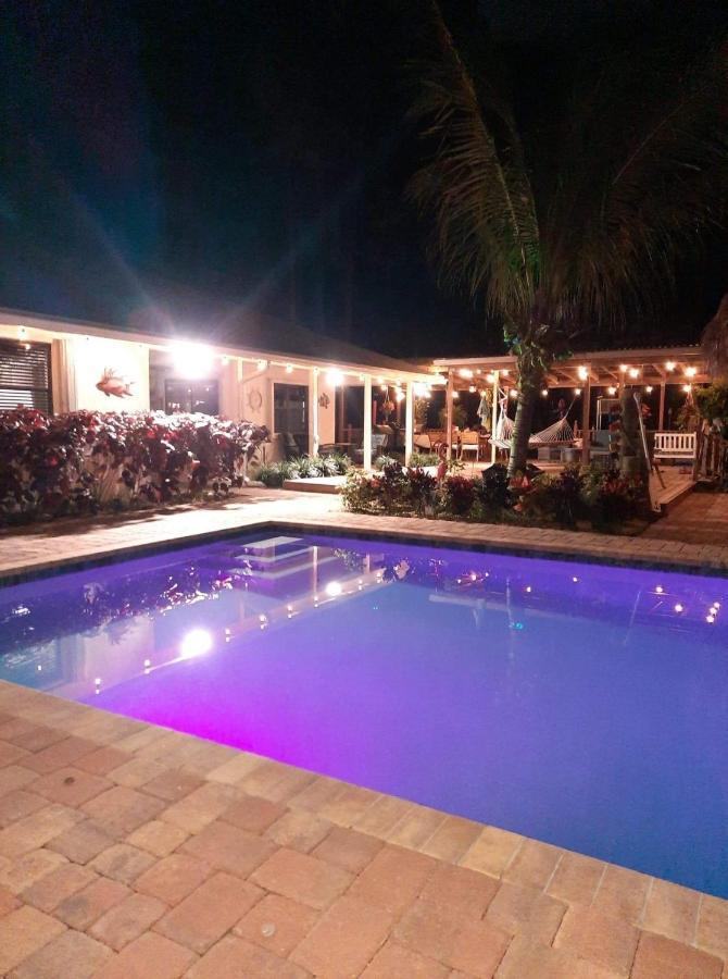 Private Tropical Paradise Guesthouse! Loxahatchee ภายนอก รูปภาพ
