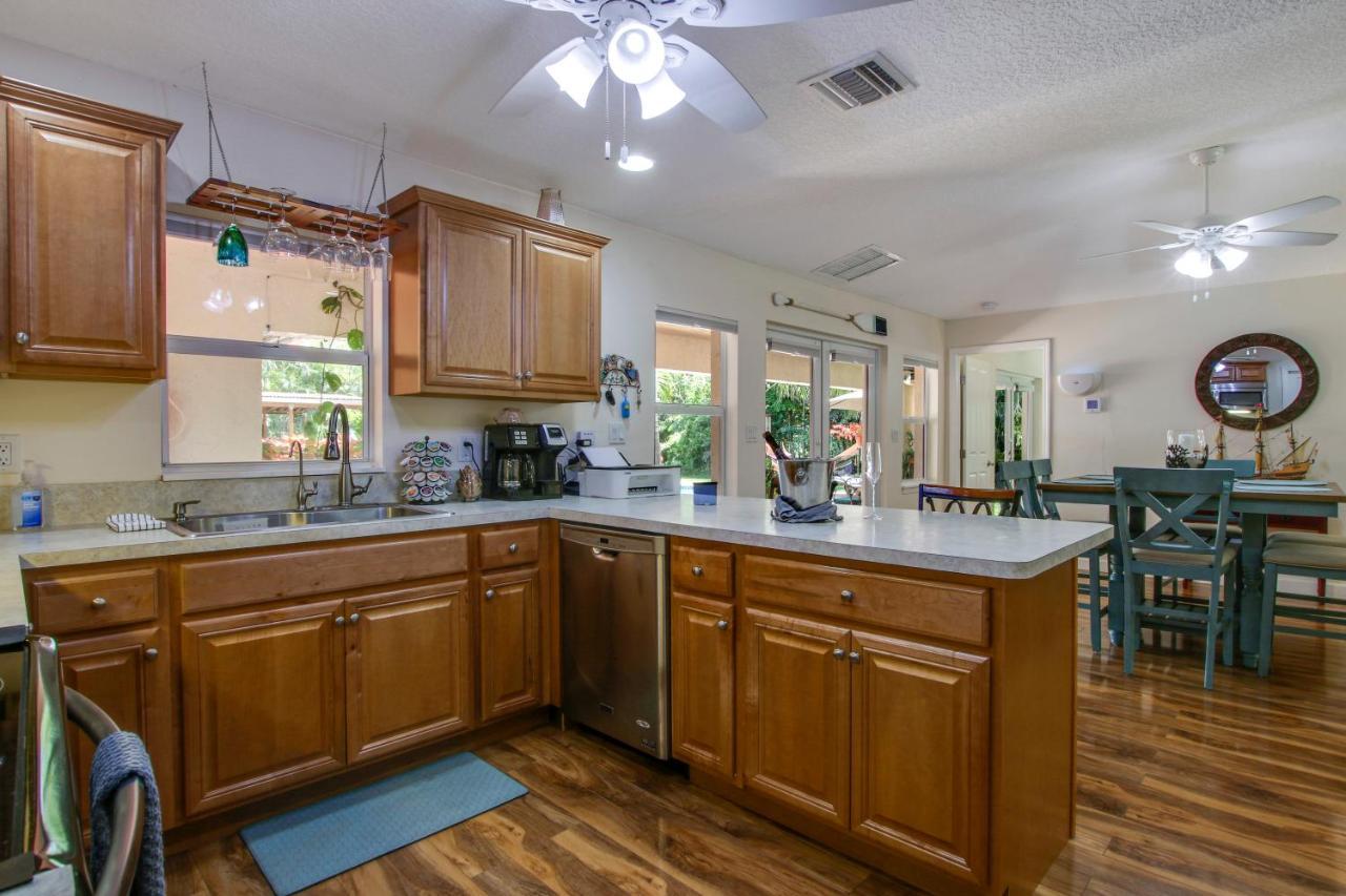 Private Tropical Paradise Guesthouse! Loxahatchee ภายนอก รูปภาพ